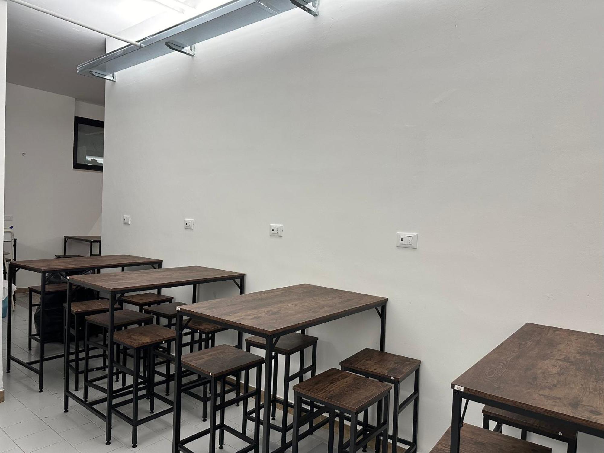 Cconforthotels Host Bari Centrale Exterior photo